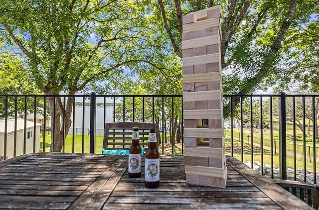 3921 Buena Vista Circle, Granbury, TX 76049