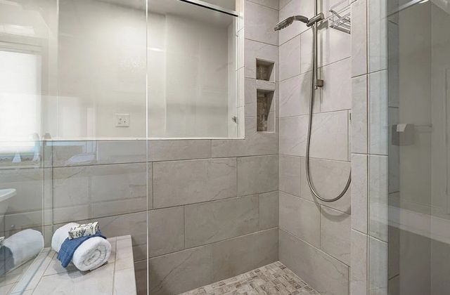 3921 Buena Vista Circle, Granbury, TX 76049