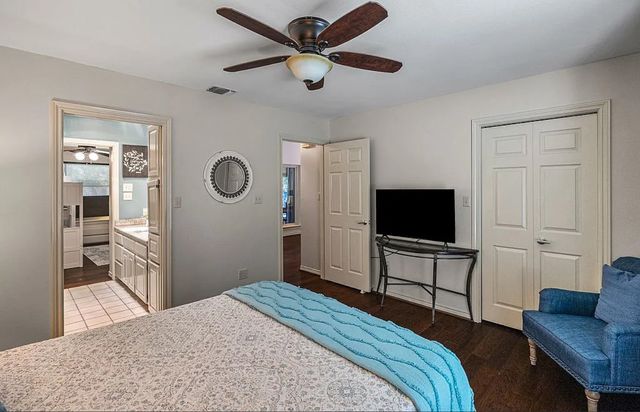 3921 Buena Vista Circle, Granbury, TX 76049