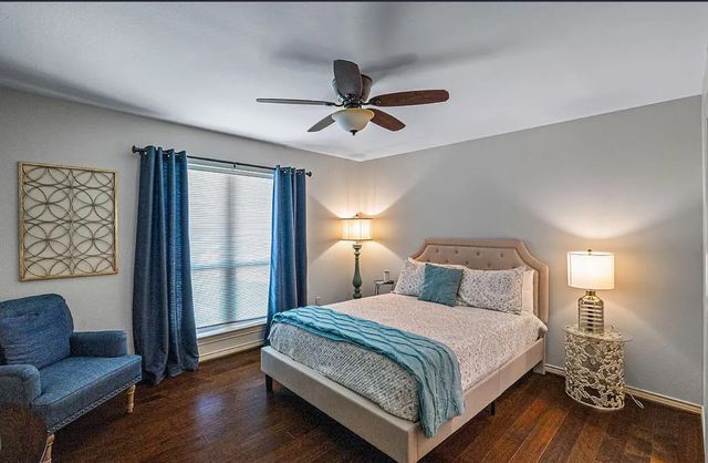 3921 Buena Vista Circle, Granbury, TX 76049