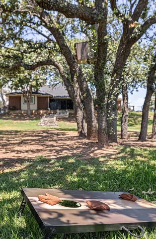 3921 Buena Vista Circle, Granbury, TX 76049