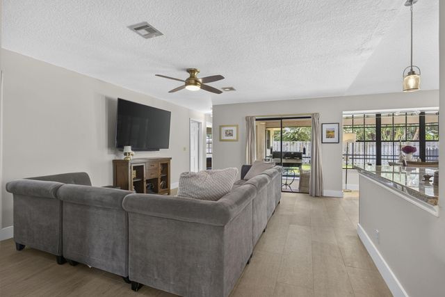 1160 Kinglet Terrace, Wellington, FL 33414