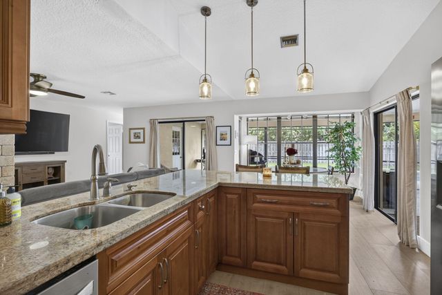 1160 Kinglet Terrace, Wellington, FL 33414