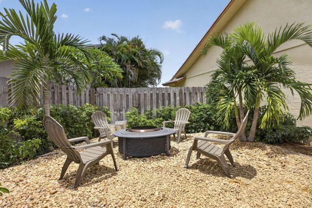 1160 Kinglet Terrace, Wellington, FL 33414