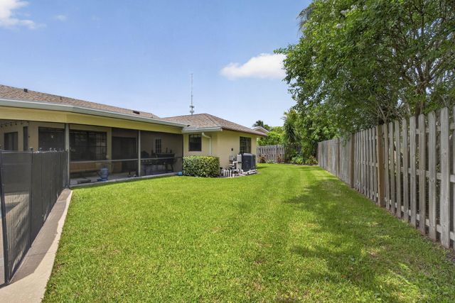1160 Kinglet Terrace, Wellington, FL 33414