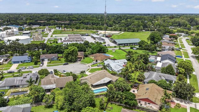 1160 Kinglet Terrace, Wellington, FL 33414