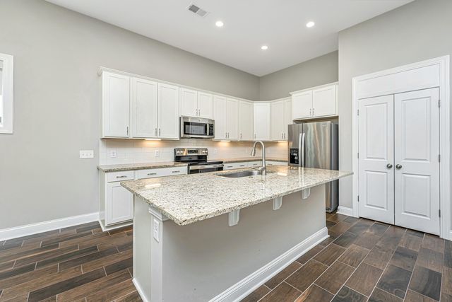 5077 Song Sparrow Way, Summerville, SC 29483