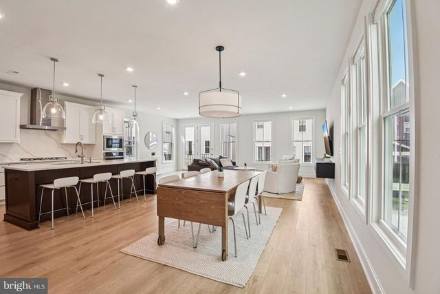 41800 MELLOWED IVORY PL, Brambleton, VA 20148