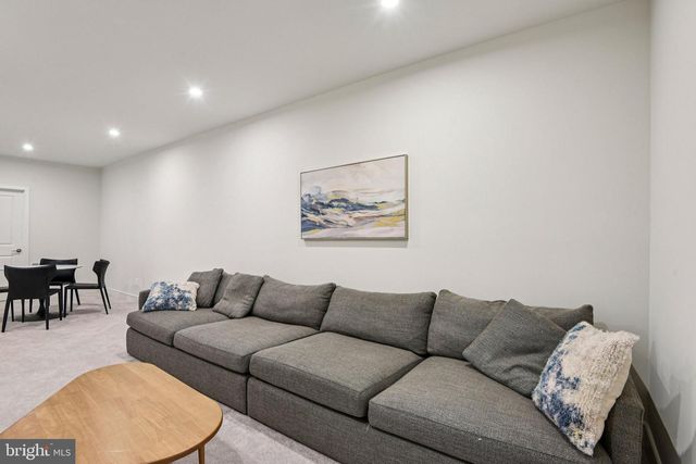 41800 MELLOWED IVORY PL, Brambleton, VA 20148