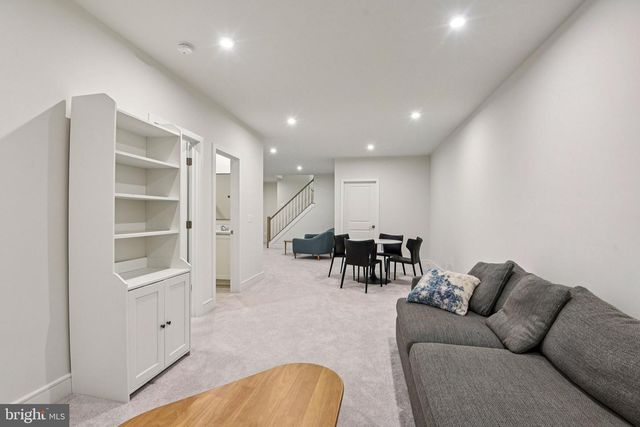 41800 MELLOWED IVORY PL, Brambleton, VA 20148