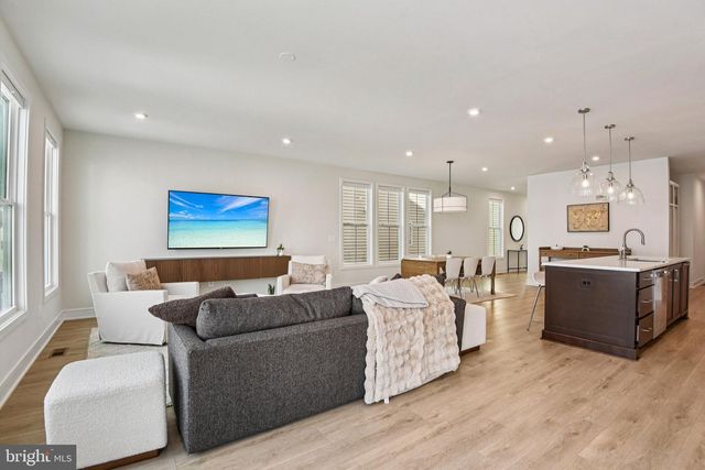 41800 MELLOWED IVORY PL, Brambleton, VA 20148