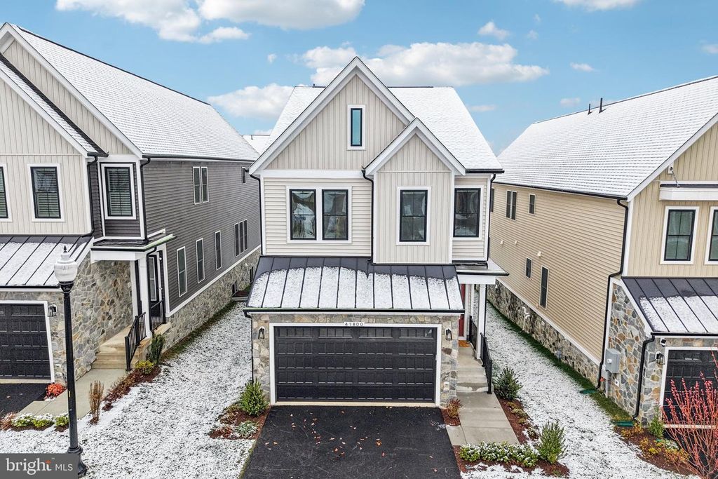 41800 MELLOWED IVORY PL, Brambleton, VA 20148