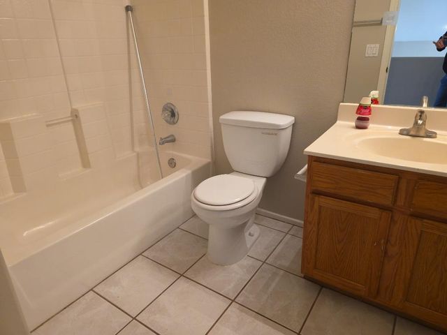 3920 E Morrow Drive, Phoenix, AZ 85050