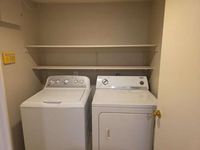 3920 E Morrow Drive, Phoenix, AZ 85050