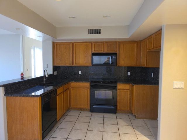 3920 E Morrow Drive, Phoenix, AZ 85050