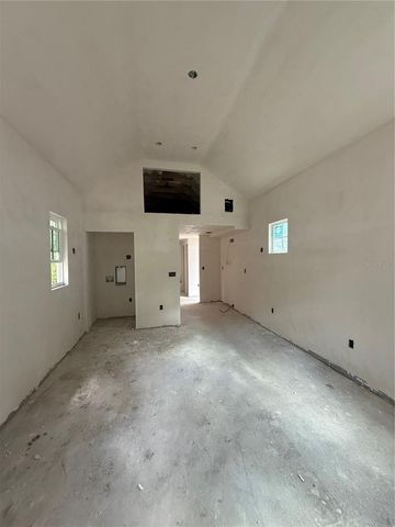 813 SE 6TH AVENUE, Gainesville, FL 32601