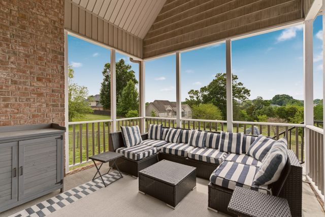 9119 Brooks Xing, Mount Juliet, TN 37122