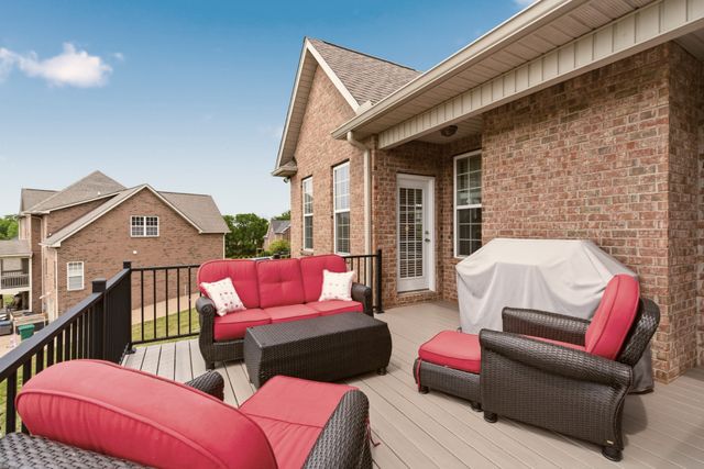 9119 Brooks Xing, Mount Juliet, TN 37122