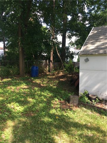 16 Whalin Street, Rochester, NY 14620