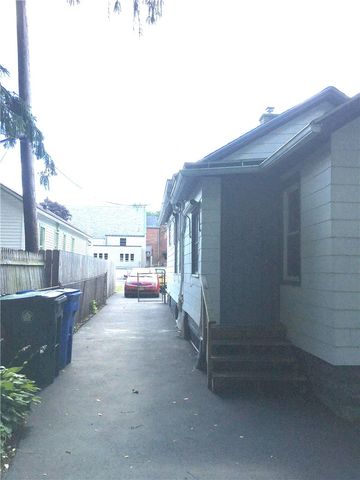 16 Whalin Street, Rochester, NY 14620