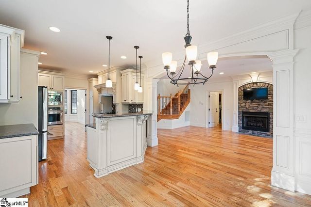 306 E Faris Road, Greenville, SC 29605