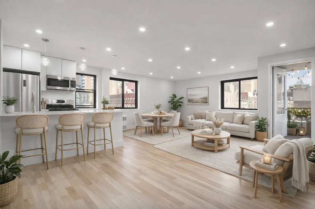 85 8th Ave Apt 5L, New York City, NY 10011
