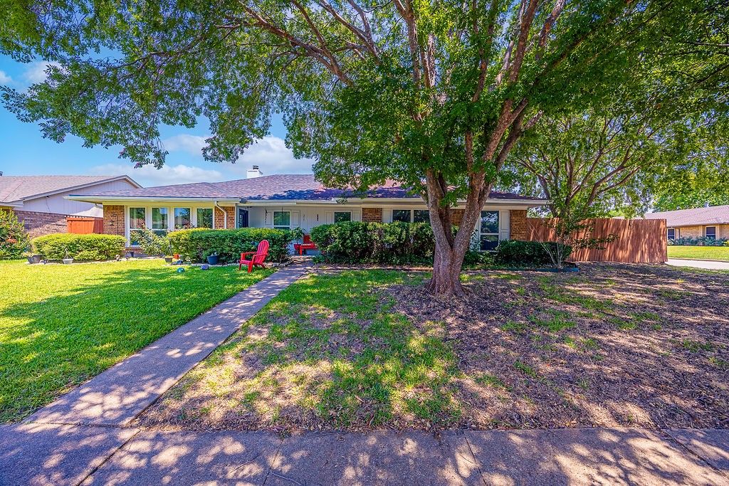 319 Cole Street, Garland, TX 75040