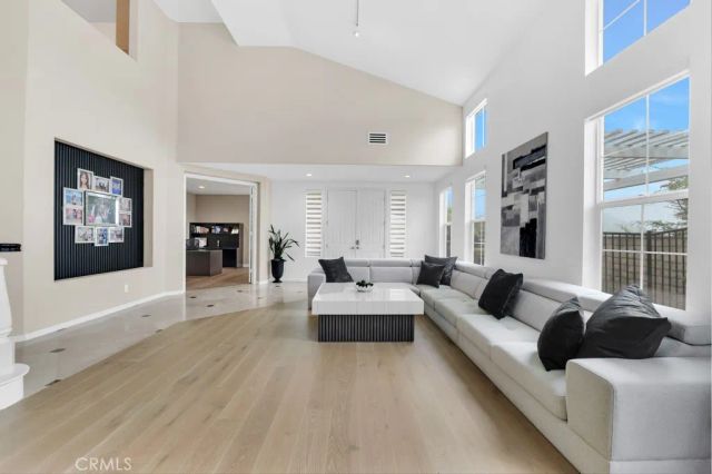 2912 Woodflower, Thousand Oaks, CA 91362