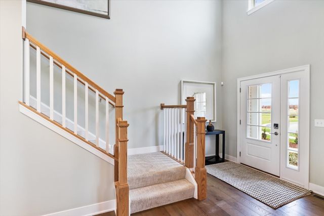 17244 S Victoria Lane, Lockport, IL 60441