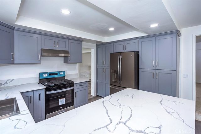 618 S Vicki Lane, Anaheim, CA 92804