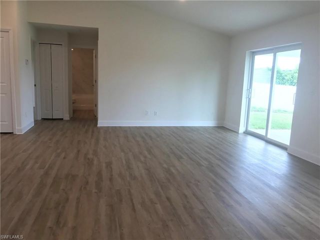 1706 NW 5th ST, Cape Coral, FL 33993