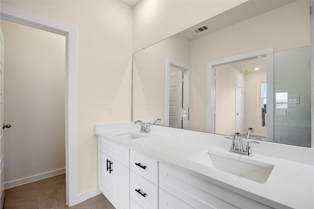 2411 Outpost Canyon Drive, Iowa Colony, TX 77583