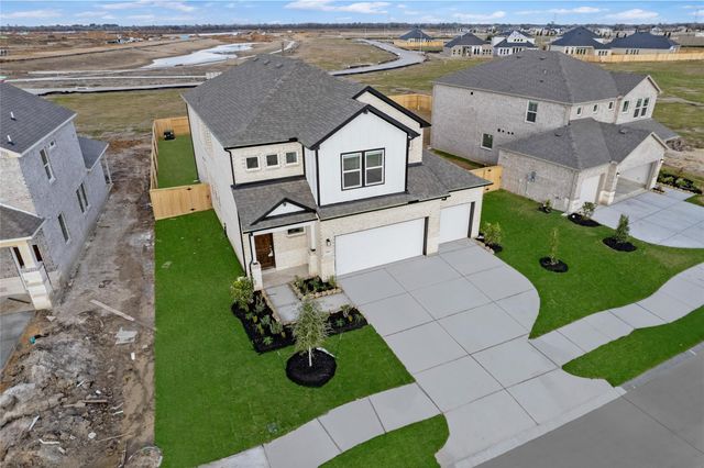 2411 Outpost Canyon Drive, Iowa Colony, TX 77583