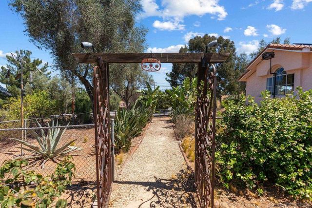 579 Alpine Trail Rd., Alpine, CA 91901