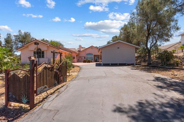 579 Alpine Trail Rd., Alpine, CA 91901