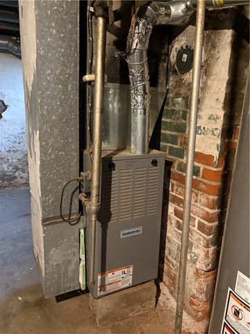 1001 E Stewart Street, Dayton, OH 45410