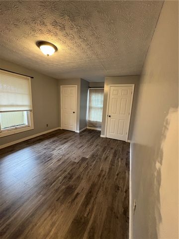 1001 E Stewart Street, Dayton, OH 45410