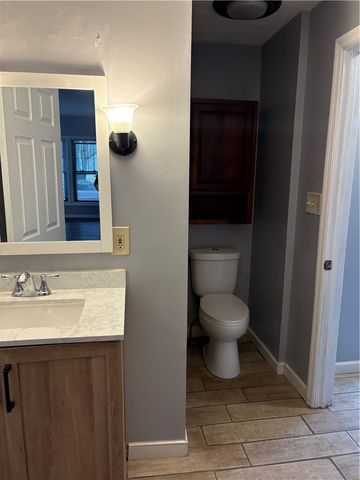 1001 E Stewart Street, Dayton, OH 45410