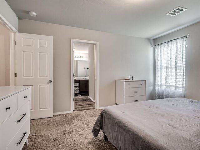 4320 Siena Ridge Boulevard, Mustang, OK 73179