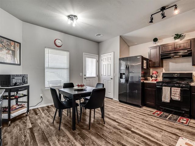 4320 Siena Ridge Boulevard, Mustang, OK 73179