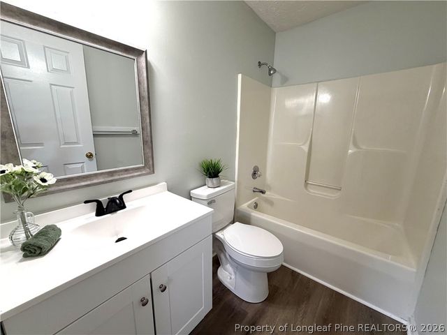 4229 Buckhurst Drive, Hope Mills, NC 28348