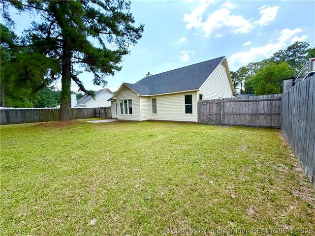 4229 Buckhurst Drive, Hope Mills, NC 28348