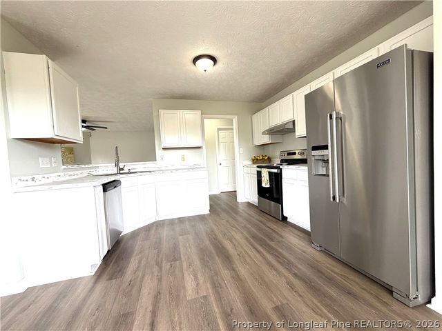 4229 Buckhurst Drive, Hope Mills, NC 28348