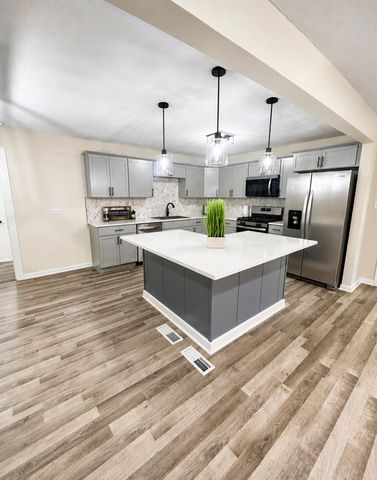 6747 Birch Place, Gary, IN 46403