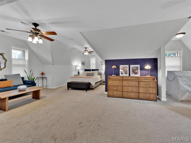 7217 Shaftesbury Avenue, University City, MO 63130