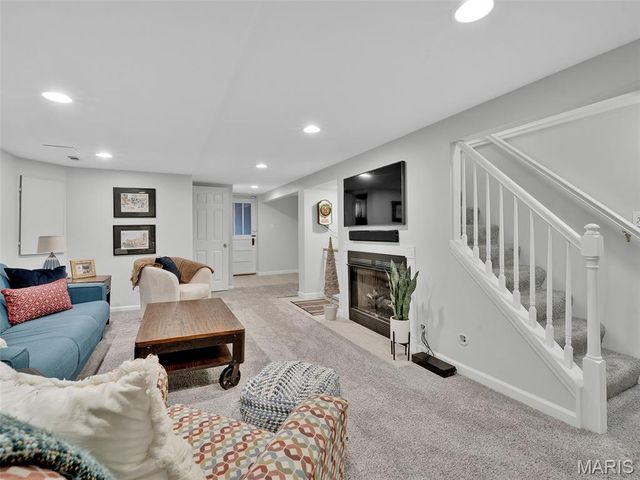 7217 Shaftesbury Avenue, University City, MO 63130