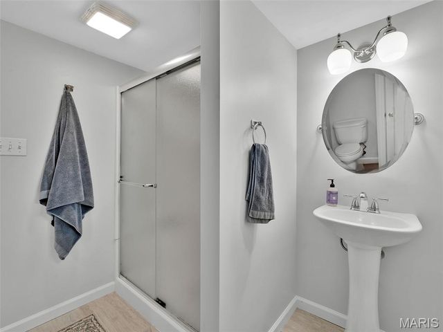 7217 Shaftesbury Avenue, University City, MO 63130