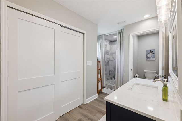 8617 AMBER OAK COURT, Orlando, FL 32817