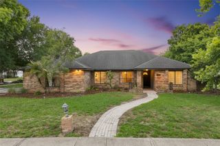 8617 AMBER OAK COURT, Orlando, FL 32817