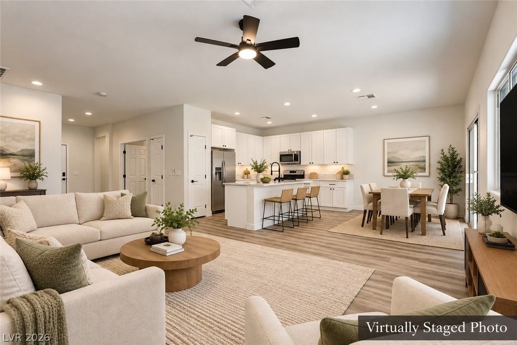2922 Mastercraft Avenue, North Las Vegas, NV 89031 — photo 2